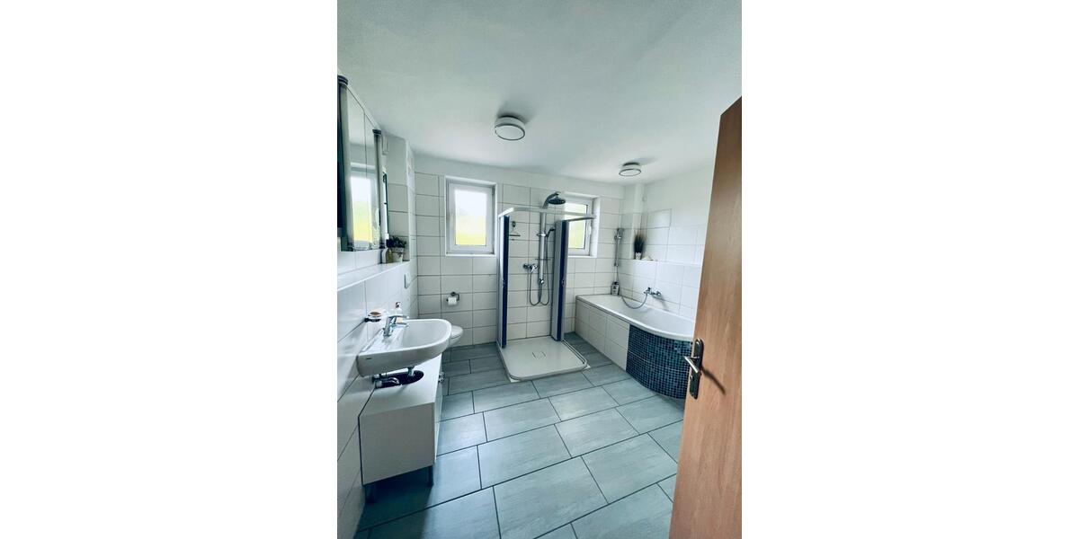 Einfamilienhaus Aulendorf - 8 Zimmer, 265 m&sup2;, 699.000&euro; | Angebot:26866004