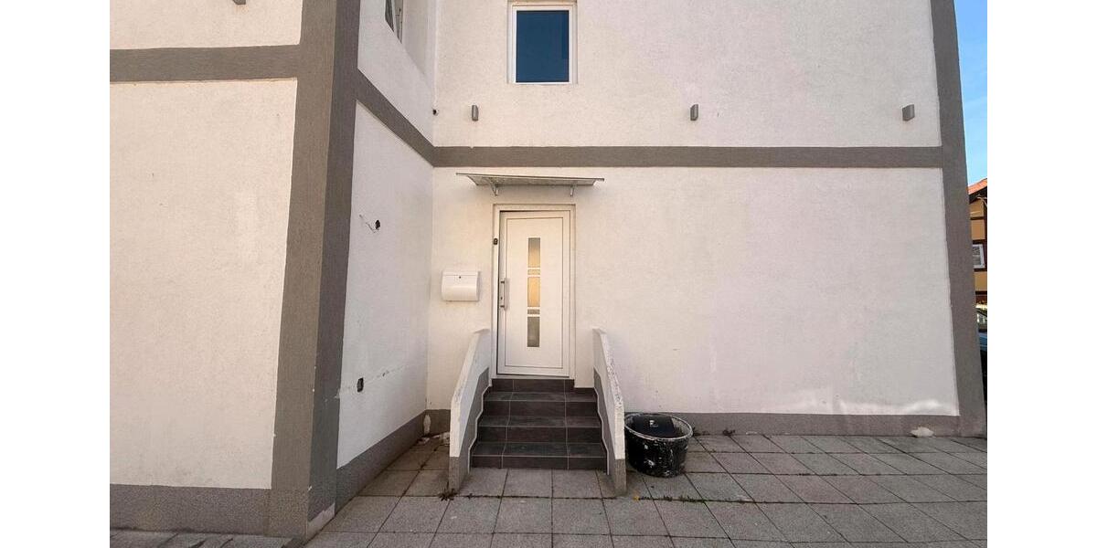 Einfamilienhaus Eschershausen - 7 Zimmer, 160 m&sup2;, 1.500&euro; | Angebot:26302712