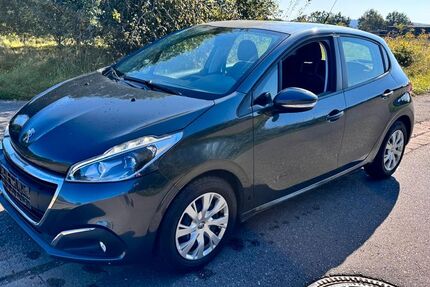 Peugeot 208 22.312 km 8.999 € Ludwigshafen am Rhein 67059