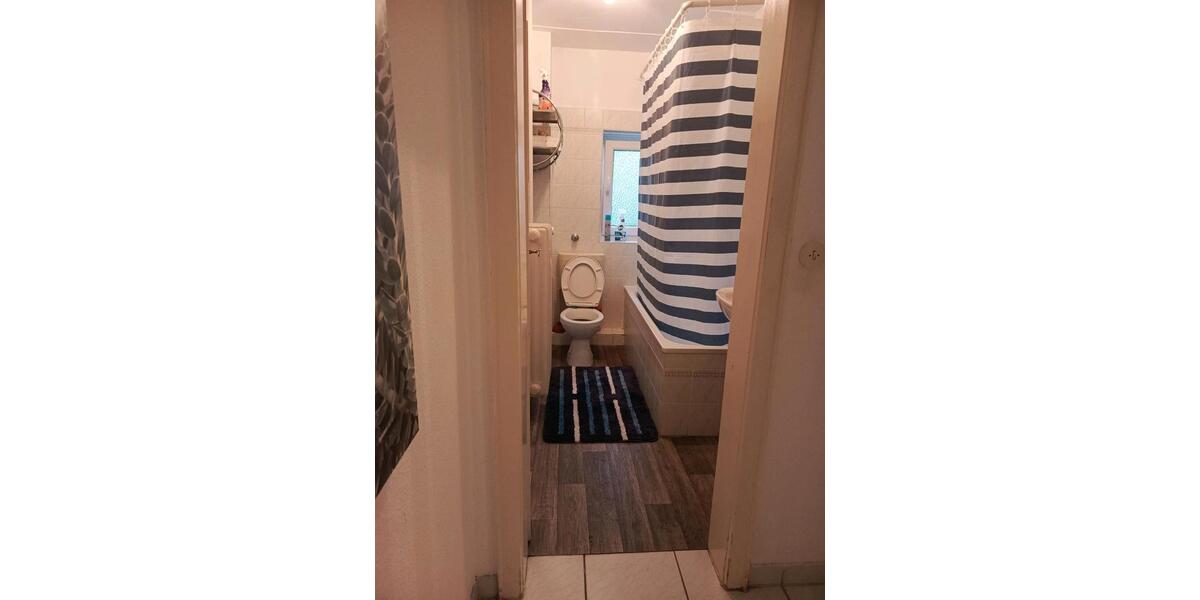 Etagenwohnung Neumünster - 2 Zimmer, 14 m&sup2;, 450&euro; | Angebot:25452956