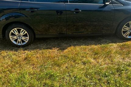 Ford Focus 99.657 km 4.500 € Waldkirch 79183