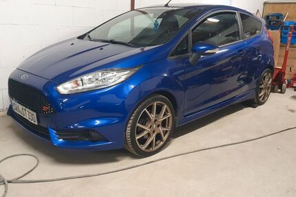 Ford Fiesta 69.800 km 10.950 &euro; Heidenrod 65321