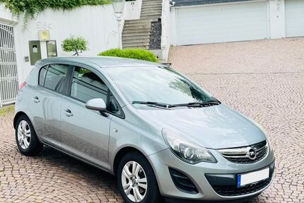 Opel Corsa 97.900 km 3.990 &euro; Steinbach (Taunus) 61449