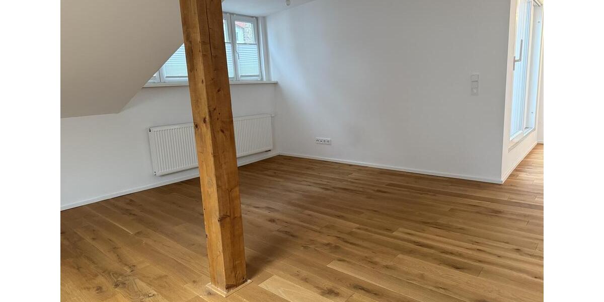 Saniertes Stadthaus FFM-Höchst-Nähe Bahnhof 4 zimmer