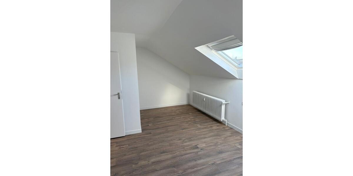 Dachgeschoßwohnung Leutenbach - 2 Zimmer, 60 m&sup2;, 700&euro; | Angebot:26235877
