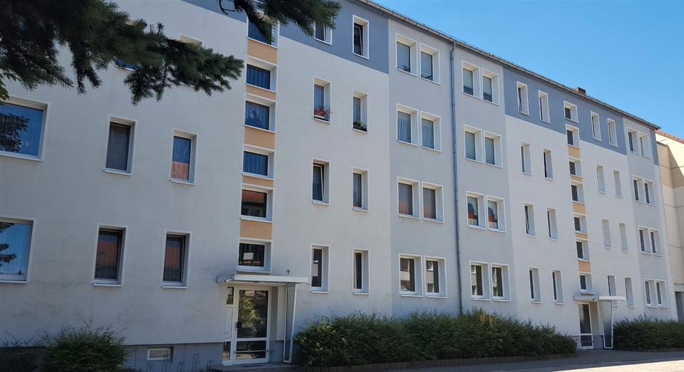 Etagenwohnung Weißwasser (Oberlausitz) - 2 Zimmer, 49 m&sup2;, 319&euro; | Angebot:26059553