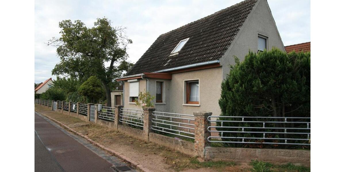 Einfamilienhaus Dessau-Roßlau Dessau - 3 Zimmer, 85 m&sup2;, 175.000&euro; | Angebot:26226760