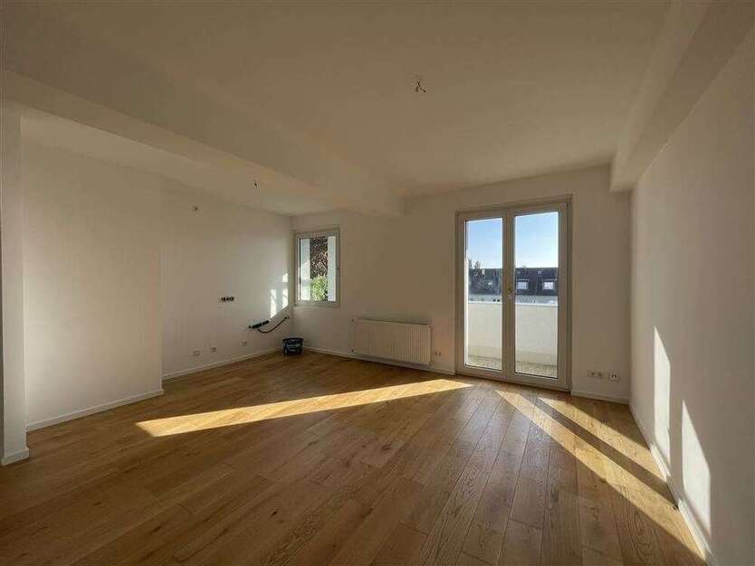 Wohnung zum Kaufen in Düsseldorf 295.000 € 52.92 m²