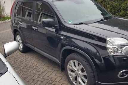 Nissan X-Trail 187.000 km 8.800 &euro; Hohen Neuendorf 16540