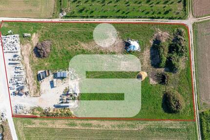 Gewerbegrundstück im Mittelzentrum zu verkaufen
