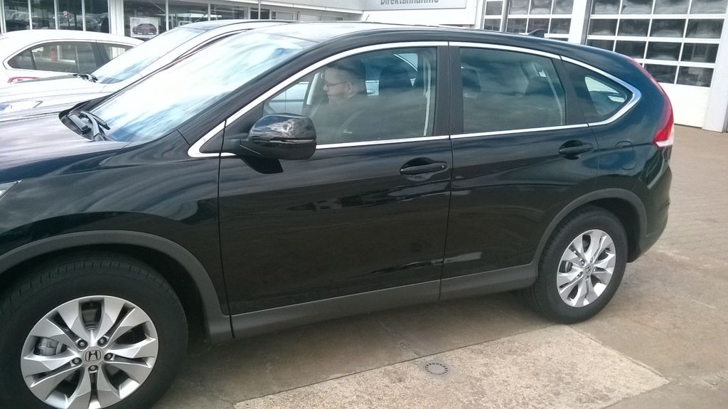 Honda CR-V 223.000 km 8.400 &euro; Oederan 09569
