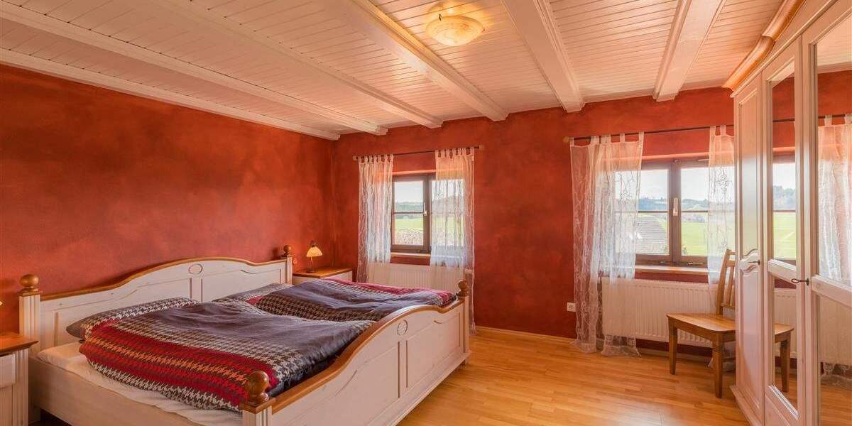 Einfamilienhaus Leutkirch im Allgäu Leutkirch - 1 Zimmer, 343 m&sup2;, 950.000&euro; | Angebot:25738589