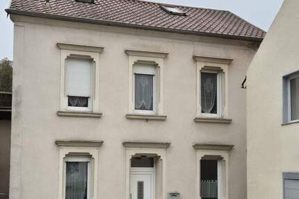 Haus Beckingen - 6 Zimmer, 170 m&sup2;, 180.000&euro; | Angebot:24855464