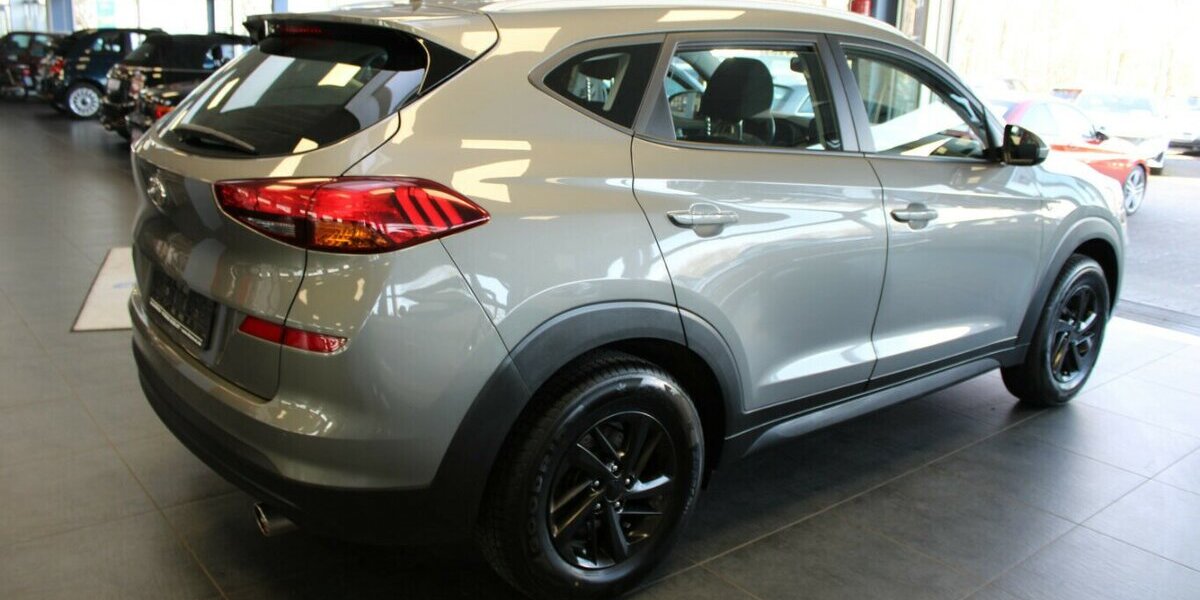 Hyundai Tucson 1.6 GDi 2WD AHK + Navi + Kamera + AHK 77.410 km 14.980 &euro; Euskirchen 53881