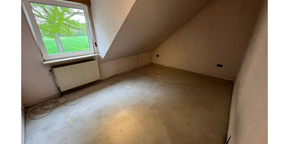 gepflegte Doppelhaushälfte mit großer Terrasse und schönem Garten - perfekt für eine größere Familie 7 zimmer