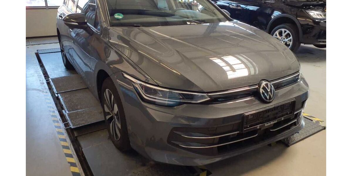 VW Golf 24.257 km 32.430 &euro; Bruckmühl 83052