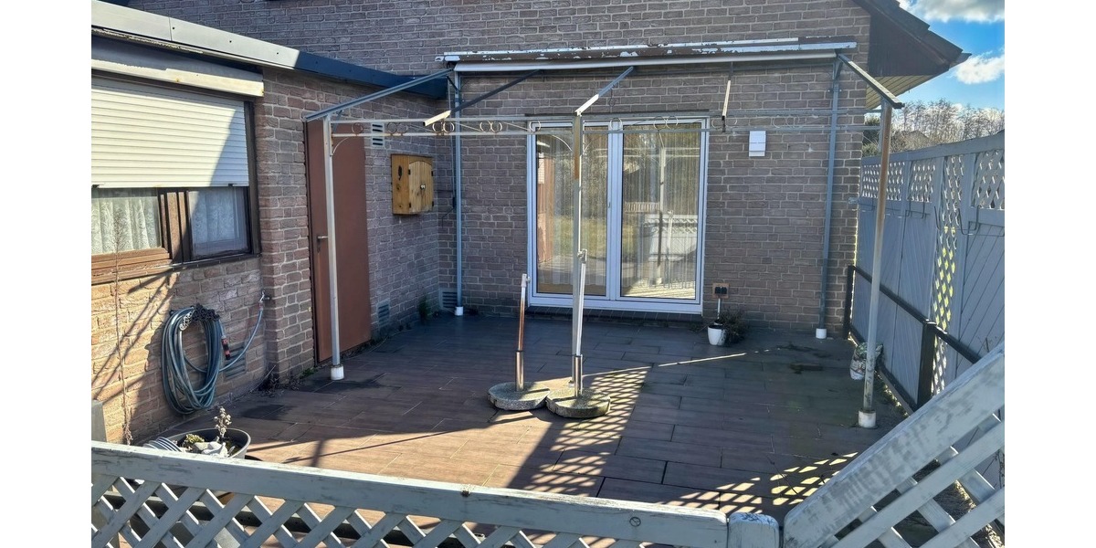 Einfamilienhaus Lüchow - 8 Zimmer, 180 m&sup2;, 239.000&euro; | Angebot:25797939