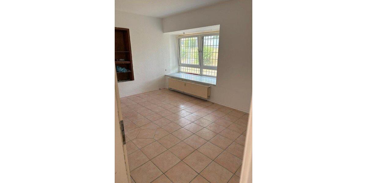 Erdgeschoßwohnung Stadtallendorf - 6 Zimmer, 66 m&sup2;, 119.000&euro; | Angebot:27259383