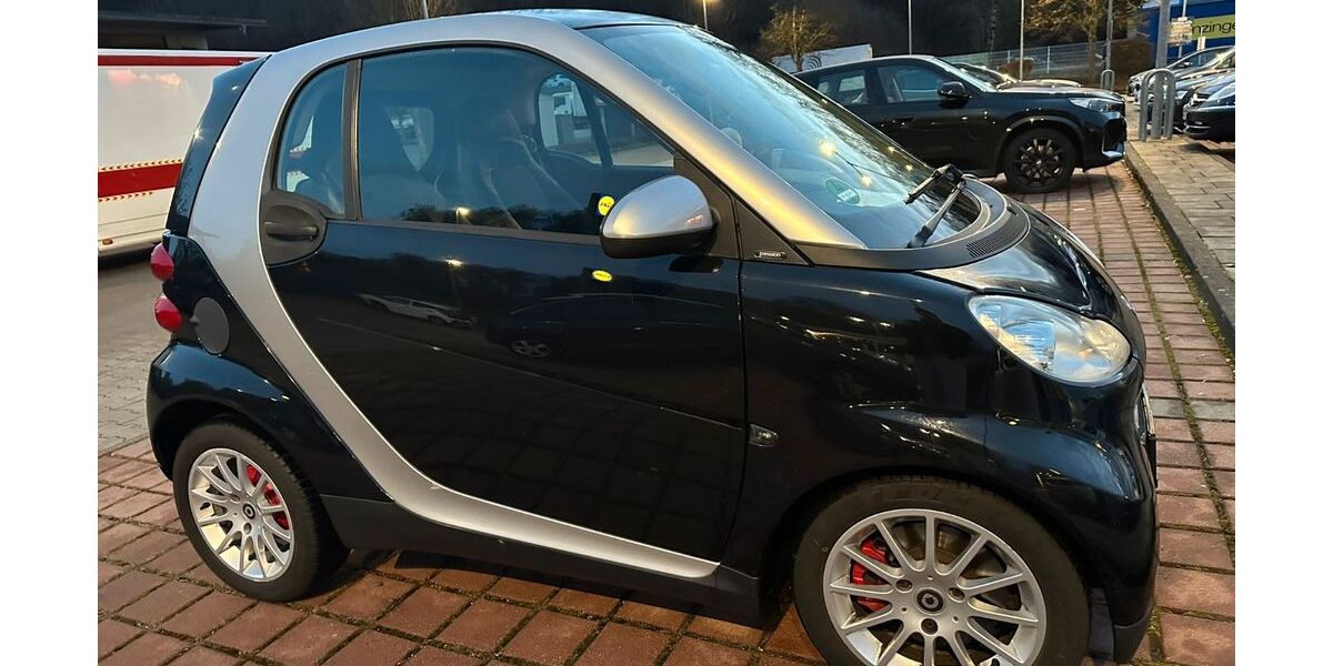 Smart ForTwo 112.000 km 3.850 &euro; Biberach an der Riß 88400