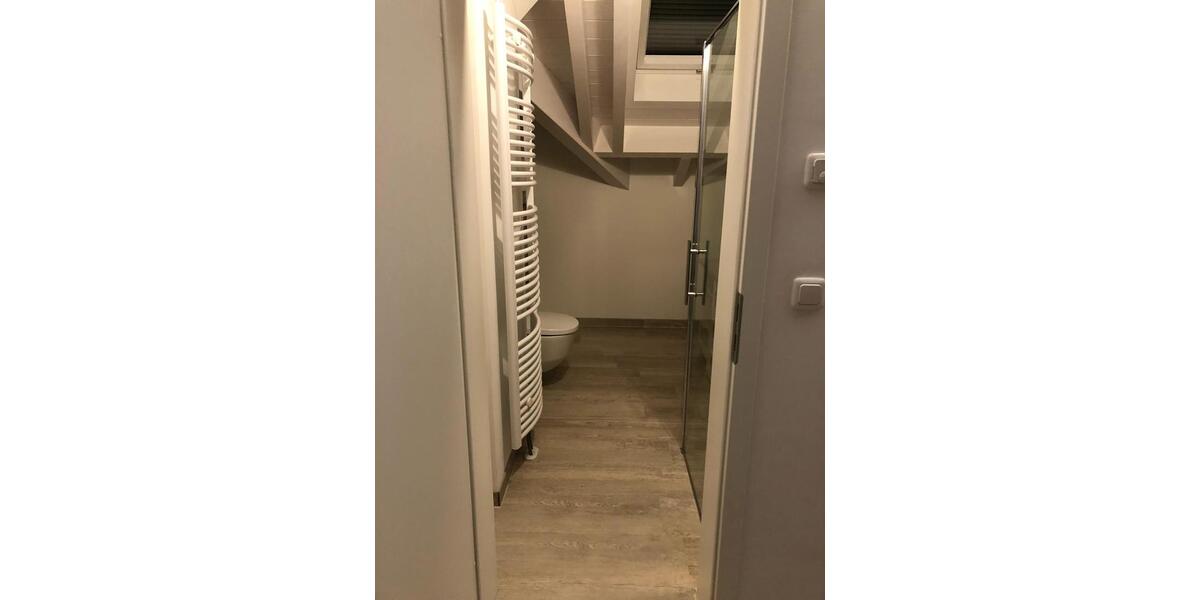 Dachgeschoßwohnung Hainburg - 2.5 Zimmer, 65 m&sup2;, 700&euro; | Angebot:24775529