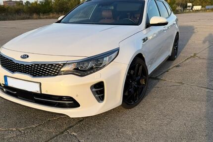 Kia Optima 91.000 km 18.100 &euro; Dessau-Roßlau 06846