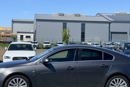 Opel Insignia 225.000 km 3.750 &euro; Düren 52351