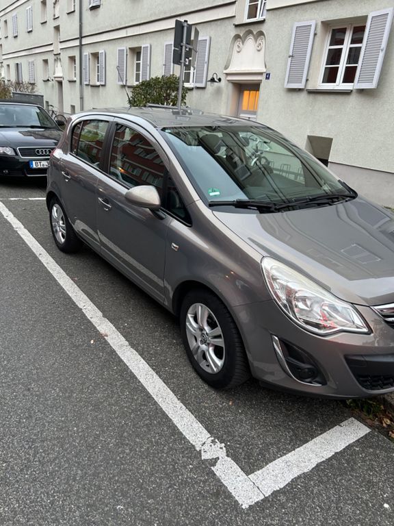 Opel Corsa 98.000 km 5.000 € Nürnberg 90482