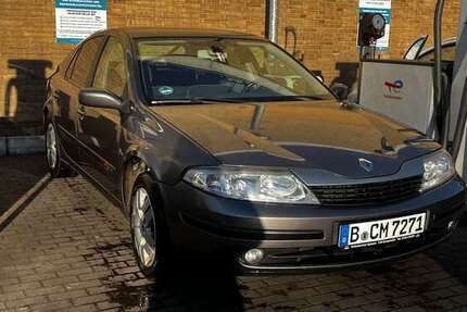 Renault Laguna 205.000 km 1.899 &euro; Berlin 12051