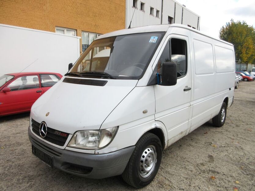 Mercedes-Benz Sprinter 396.726 km 4.200 € Hamburg 20537