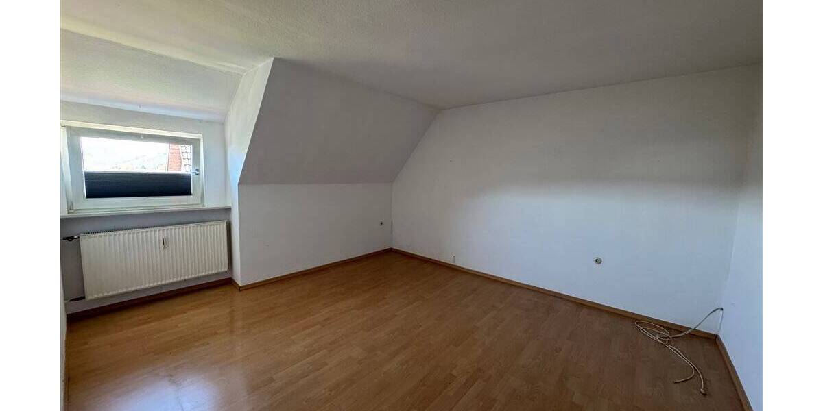 Mehrfamilienhaus, Wohnhaus Kirchhundem Würdinghausen - 6 Zimmer, 139 m&sup2;, 179.000&euro; | Angebot:25682637