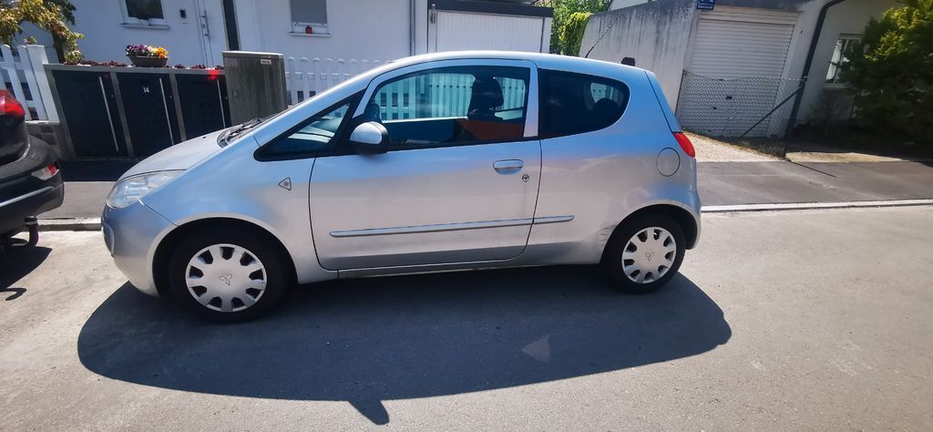 Mitsubishi Colt 141.000 km 1.750 € München 81739