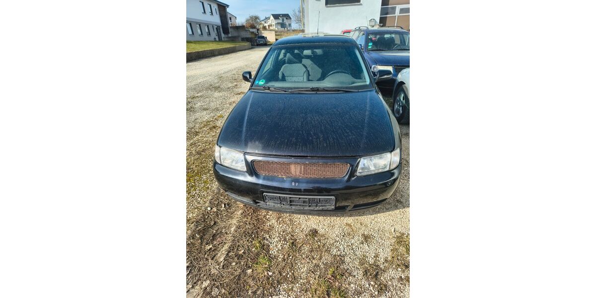 Audi A3 170.000 km 900 &euro; Gersdorf 91790