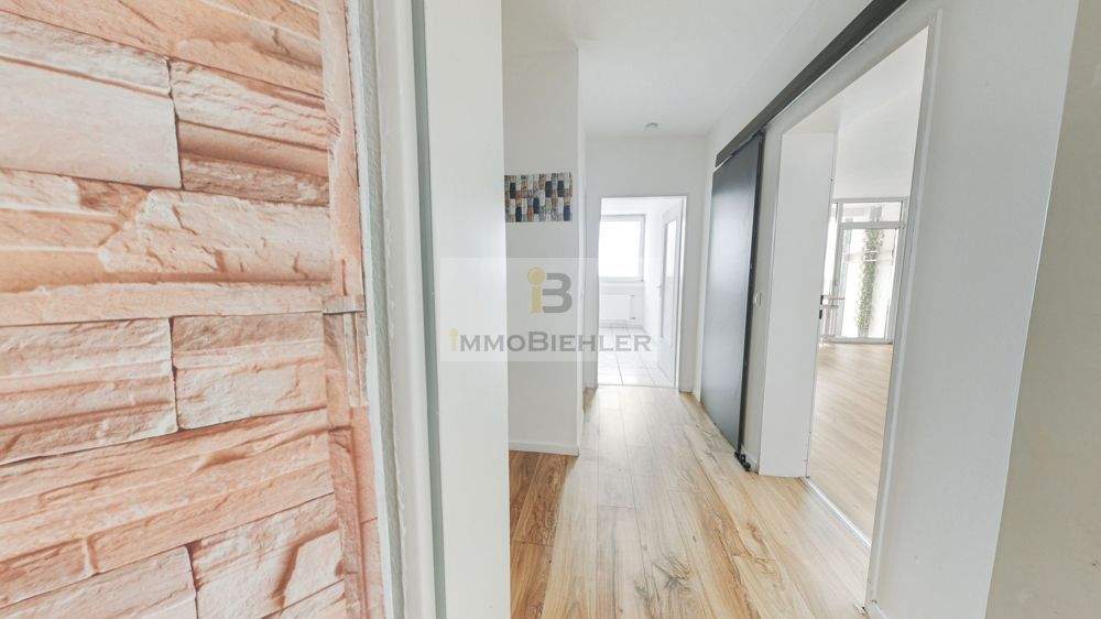 Licht, Weite, Lage: 68 m² Wohlfühlwohnung über den Dächern von Schlebusch 2 zimmer