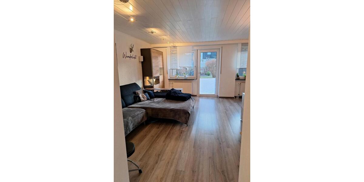 Reihenhaus Hof Christiansreuth - 4 Zimmer, 110 m&sup2;, 284.000&euro; | Angebot:26268348