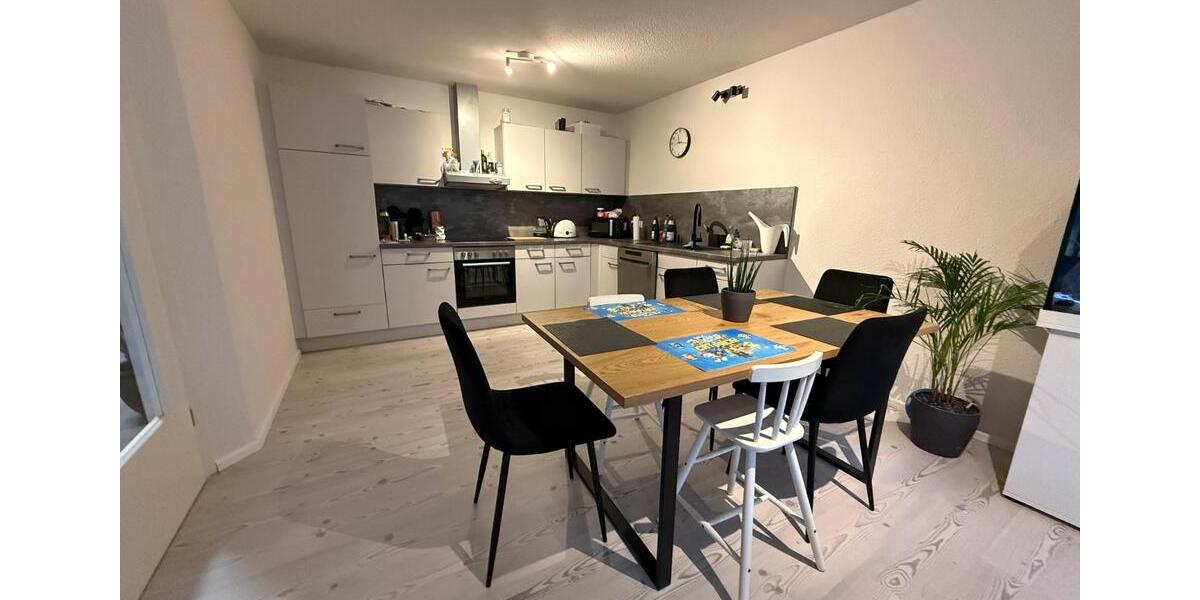 Vier (4) - Zimmer Reihenmittelhaus Niedrigenergie 4 zimmer