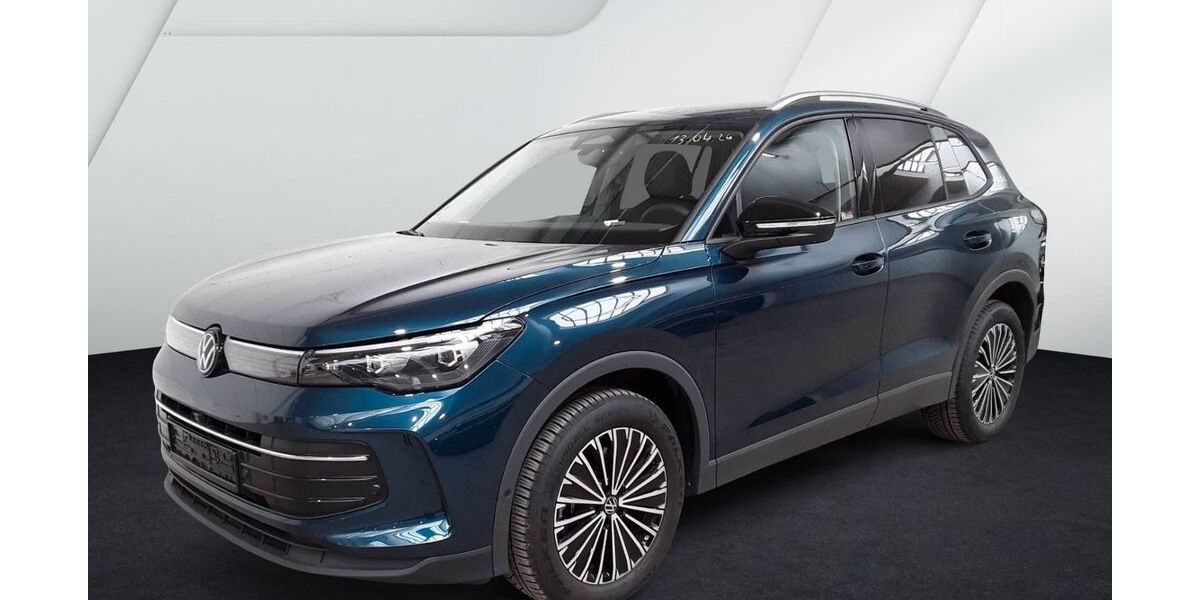 VW Tiguan 11.880 km 34.890 &euro; Meißen 01662