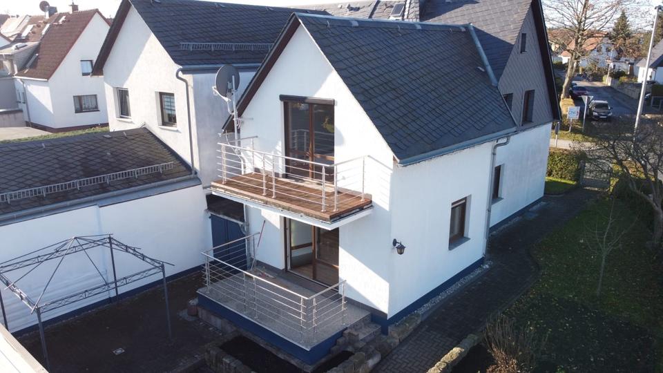 Doppel-Haus-Hälfte in 09599 Freiberg zu vermieten 5 zimmer