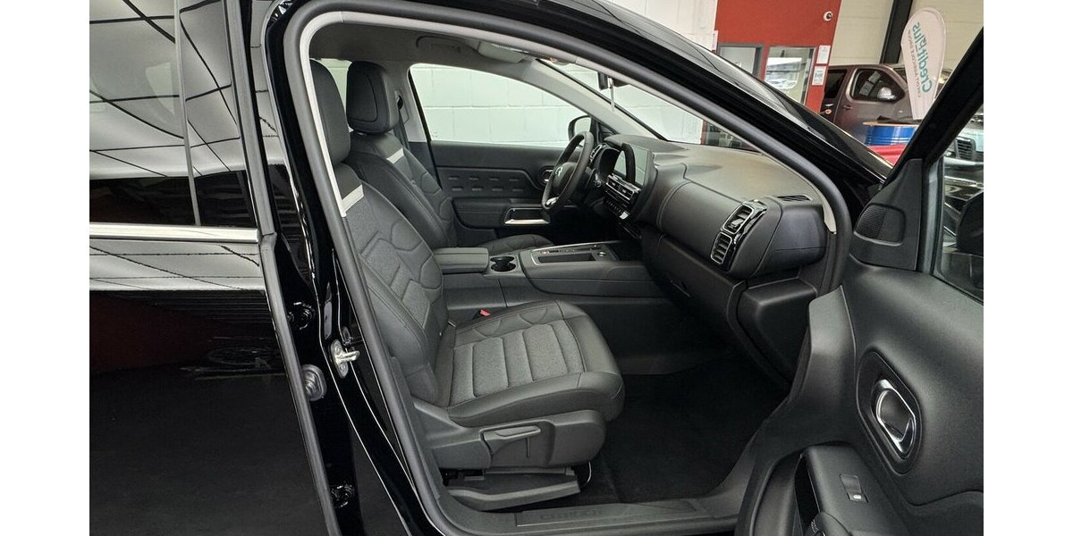 Citroen C5 Aircross Hybrid 145 Plus Cam CarPlay FULL LED 33.501 km 19.220 &euro; Lich 35423