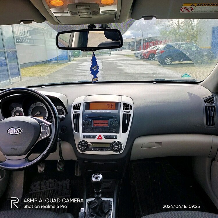 Kia Ceed 192.000 km 1.750 € Schwandorf 92421