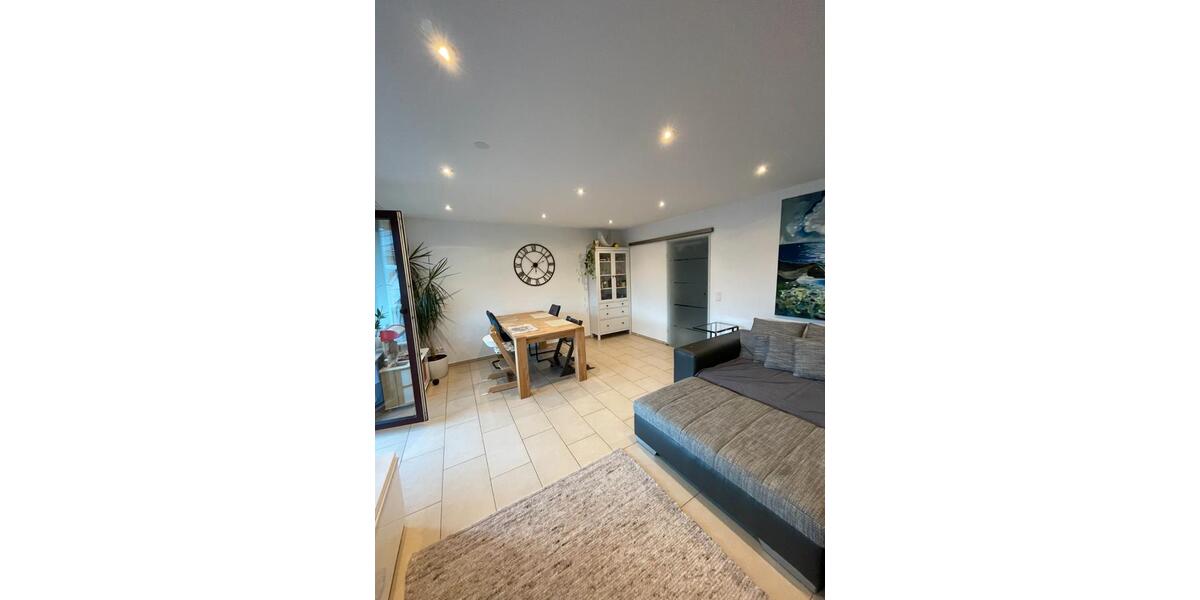 Etagenwohnung Radolfzell am Bodensee - 3 Zimmer, 83 m&sup2;, 380.000&euro; | Angebot:27014483