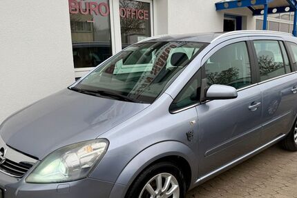 Opel Zafira 152.000 km 4.990 € Hamburg 20537