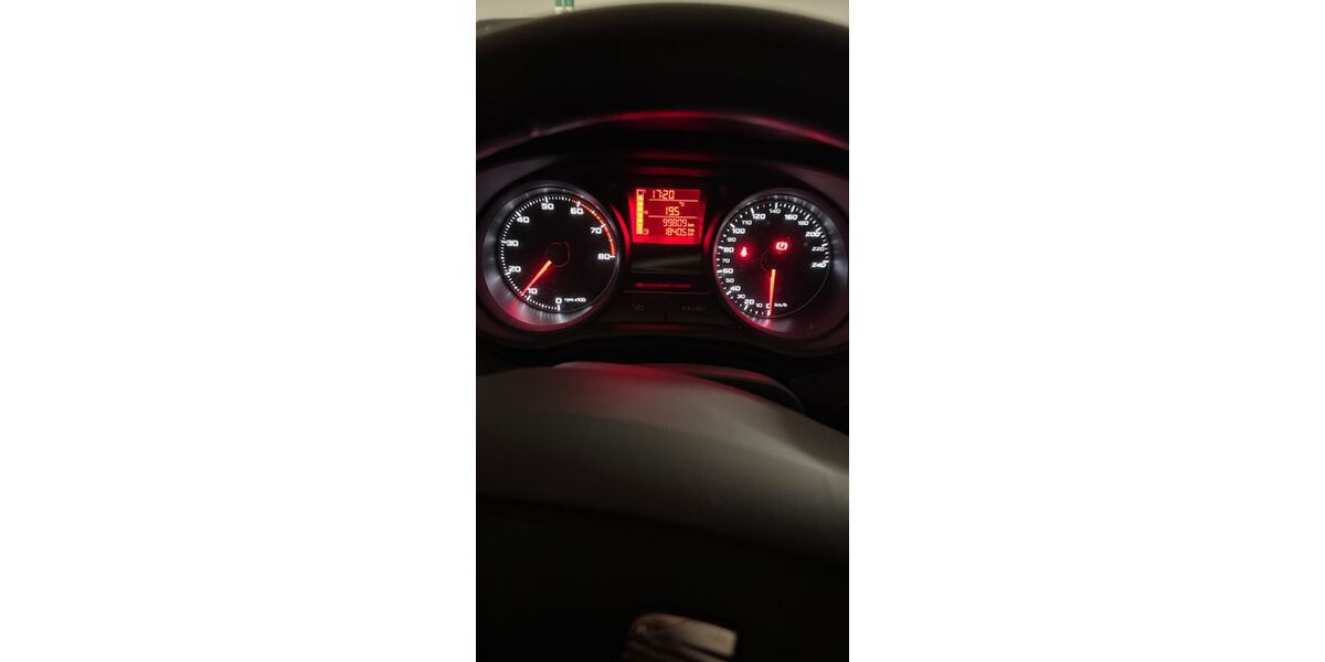 Seat Ibiza 99.809 km 6.800 &euro; München 81243