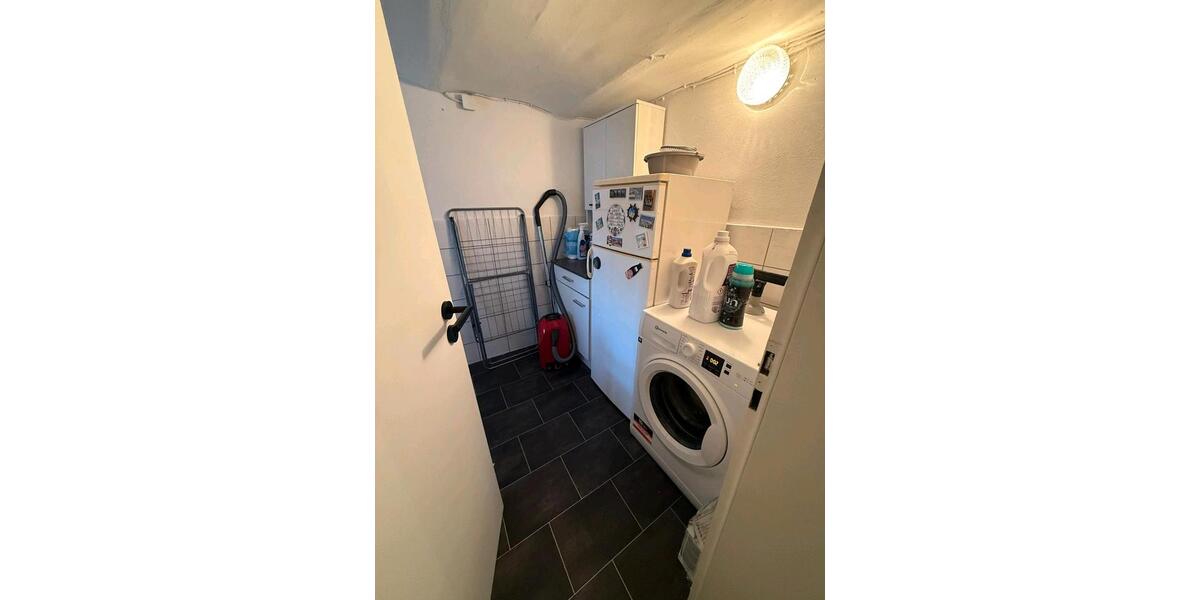 Großzügige Erdgeschosswohnung mit Garten + Stellplätzen OT Enzen 5 zimmer