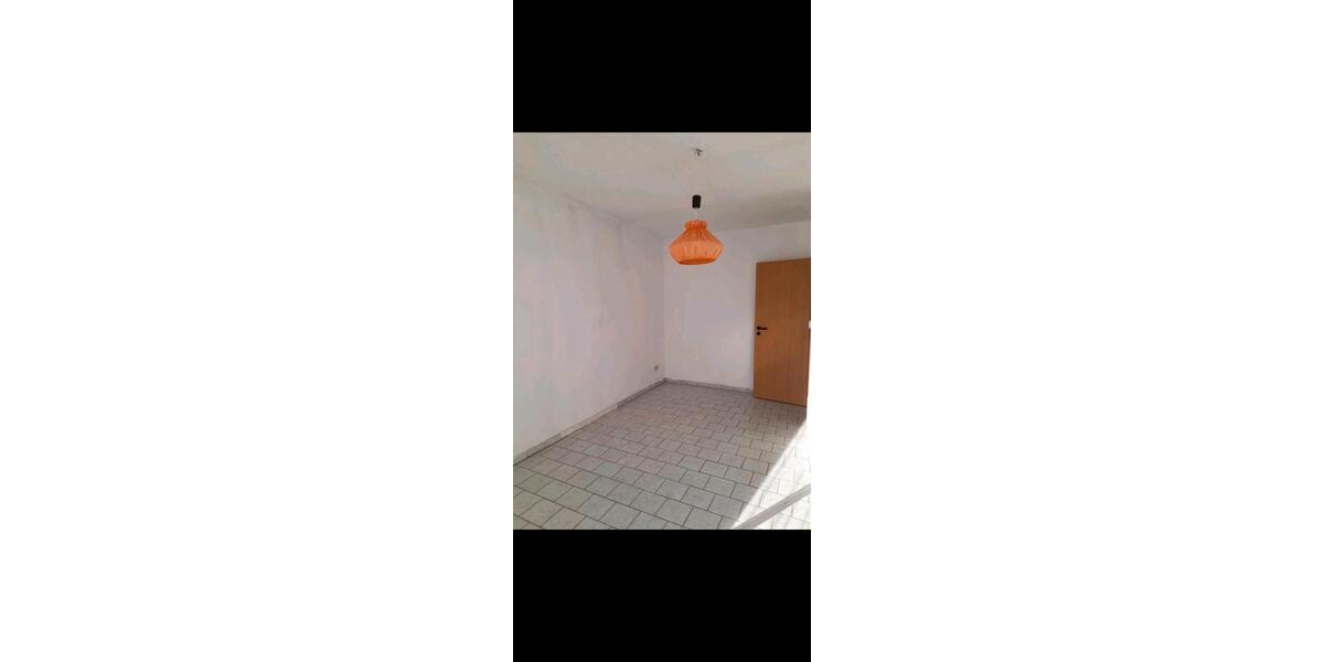Doppelhaushälfte Waldbröl - 7 Zimmer, 150 m&sup2;, 310.000&euro; | Angebot:26847654