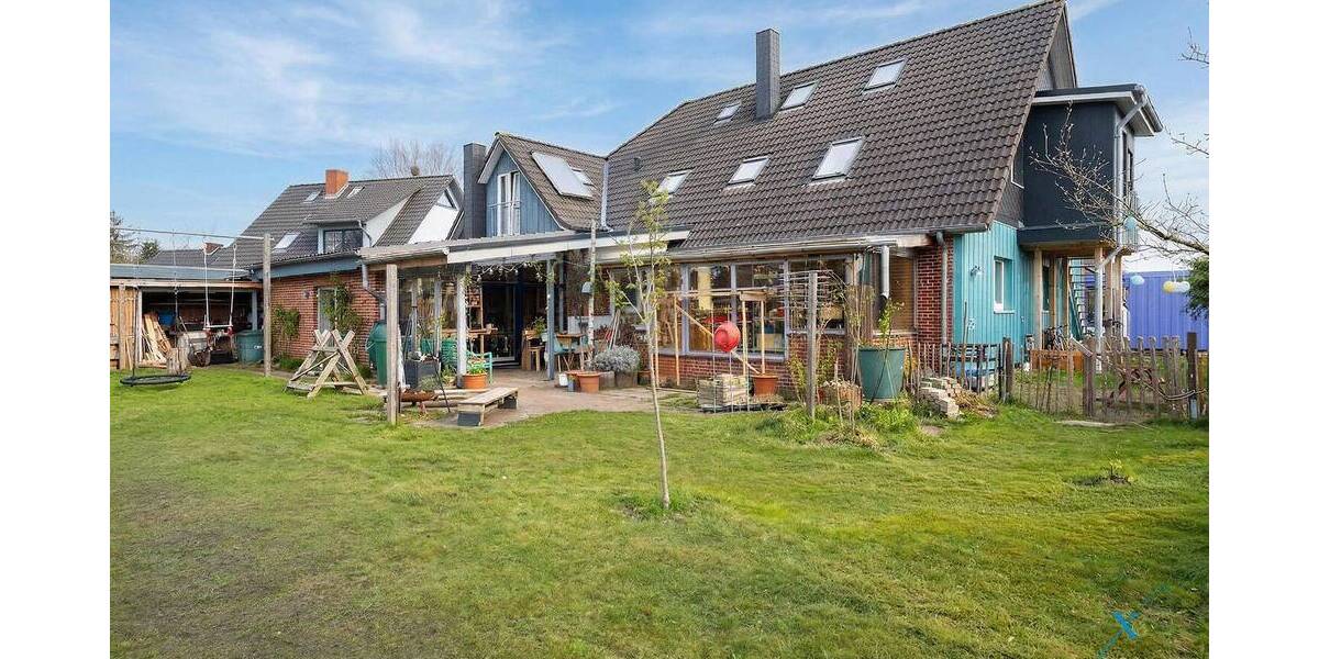 Mehrfamilienhaus, Wohnhaus Flensburg Weiche - 6 Zimmer, 255 m&sup2;, 399.000&euro; | Angebot:26202153