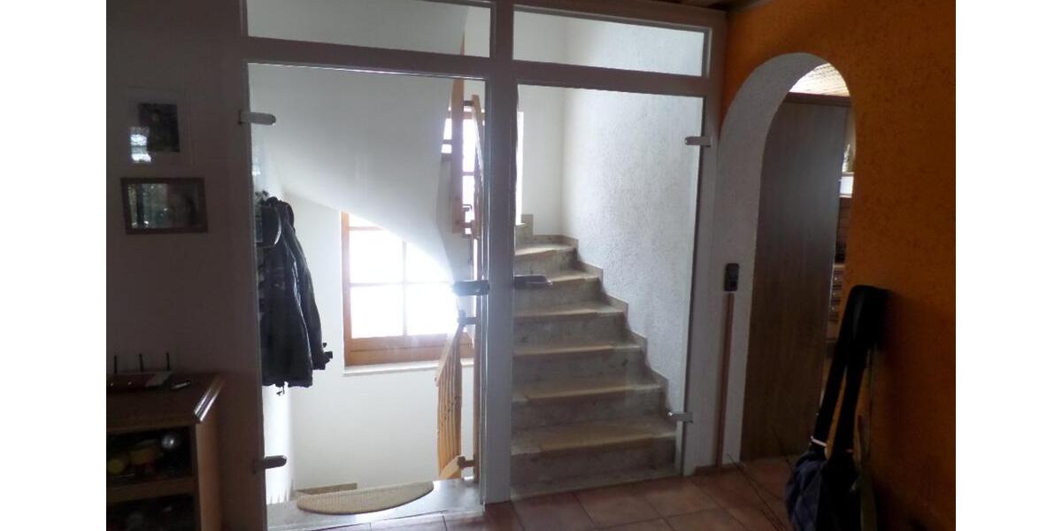 Einfamilienhaus Kastl - 8 Zimmer, 190 m&sup2;, 1.650&euro; | Angebot:25907289