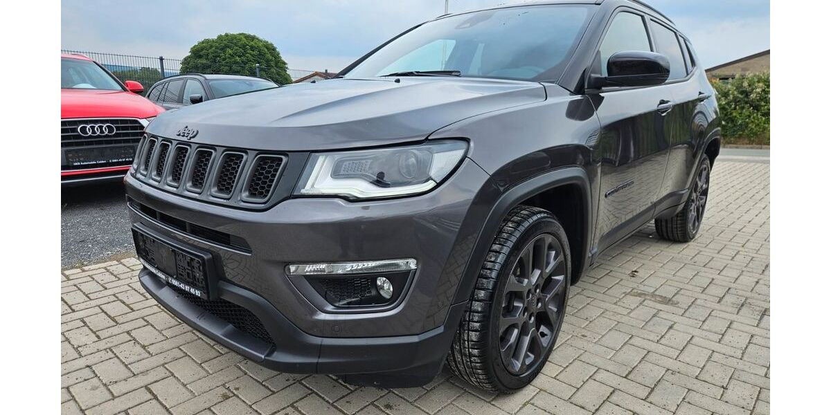 Jeep Compass 93.165 km 14.950 &euro; Calden 34379