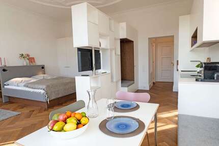 Wohnung München Schwabing-Freimann - 1 Zimmer, 46 m&sup2;, 2.250&euro; | Angebot:26856278