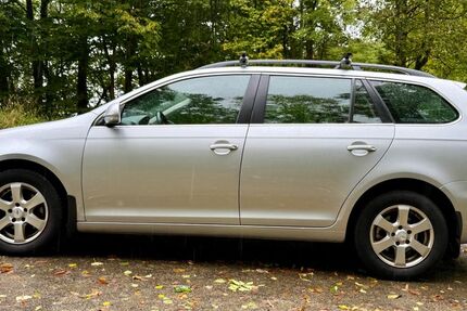 VW Golf 213.000 km 4.600 € Waldstetten 73550