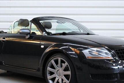Audi TT 54.500 km 10.990 &euro; Forst 76694